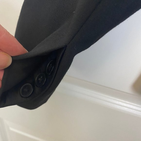 🎉Host Pick🎉 Gap Tuxedo Blazer Size 18 - Picture 11 of 14